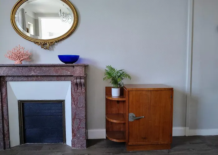 Appartement Emplacement Exceptionnel Tres Lumineux Au Coeur De Cabourg