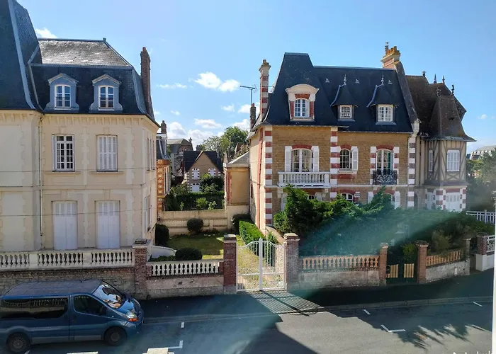 Emplacement Exceptionnel Tres Lumineux Au Coeur De *