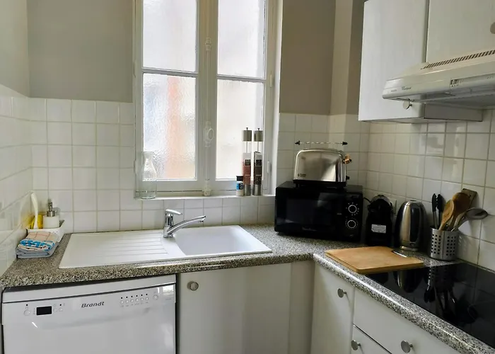 Emplacement Exceptionnel Tres Lumineux Au Coeur De * Cabourg