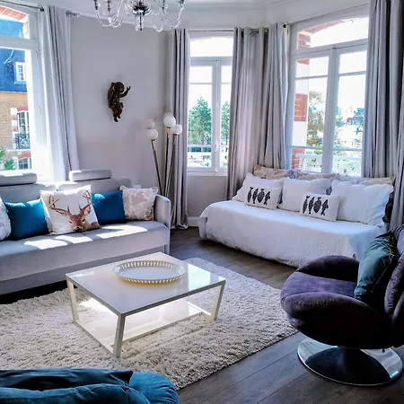 Emplacement Exceptionnel Tres Lumineux Au Coeur De *