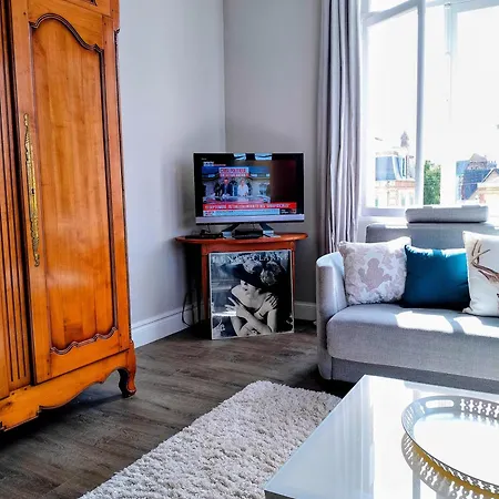 Διαμέρισμα Emplacement Exceptionnel Tres Lumineux Au Coeur De *