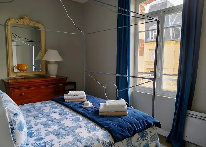 Emplacement Exceptionnel Tres Lumineux Au Coeur De Cabourg